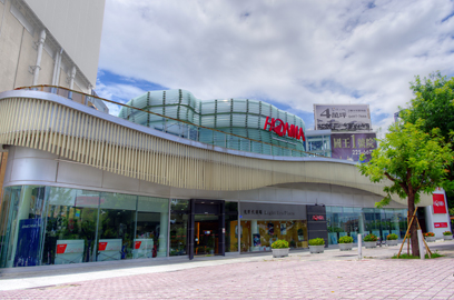 本間高爾夫高雄店-店內展示